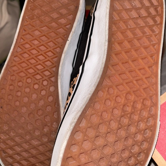 Cheetah print vans. Woman’s size 5 - Picture 3 of 4